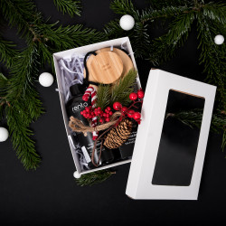 Geschenkset in der Geschenkbox WINTER SPICES. Duftessenz, Körperbürste und Seife. 