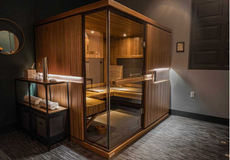 Sauna oder Infrarotkabine: Was ist besser?
