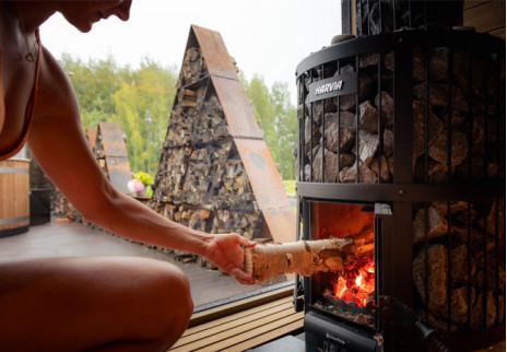 So bereiten Sie Ihre Sauna auf die kalte Jahreszeit vor: Ofenpflege und Vermeidung von Brandgerüchen