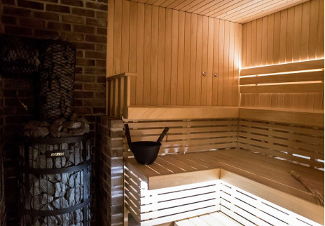 Die Installation einer Sauna ist eine schwierige Aufgabe für jeden, der sie hat