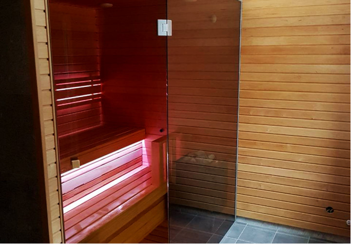 Infrarotsauna mit Dampffunktion