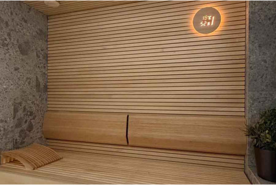 Sauna mit Holz- und Steinverkleidung - Saunen