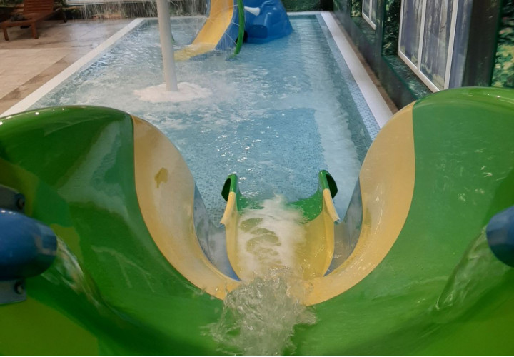 Schwimmbäder und Saunen im Gehöft "Po ąžuolais"