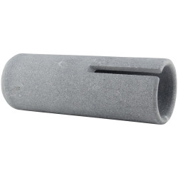 Eine Wurströhre - HUKKA MAKKARAPUTKI 