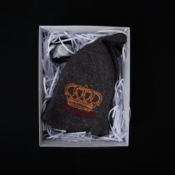 Geschenkset in Geschenkbox DARK KINGS. Saunakappen und Mentholkristalle