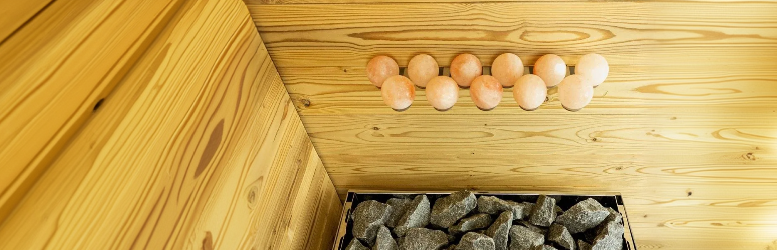 Die Vorteile von Himalaya-Salz in der Sauna und wie man es dort anwendet