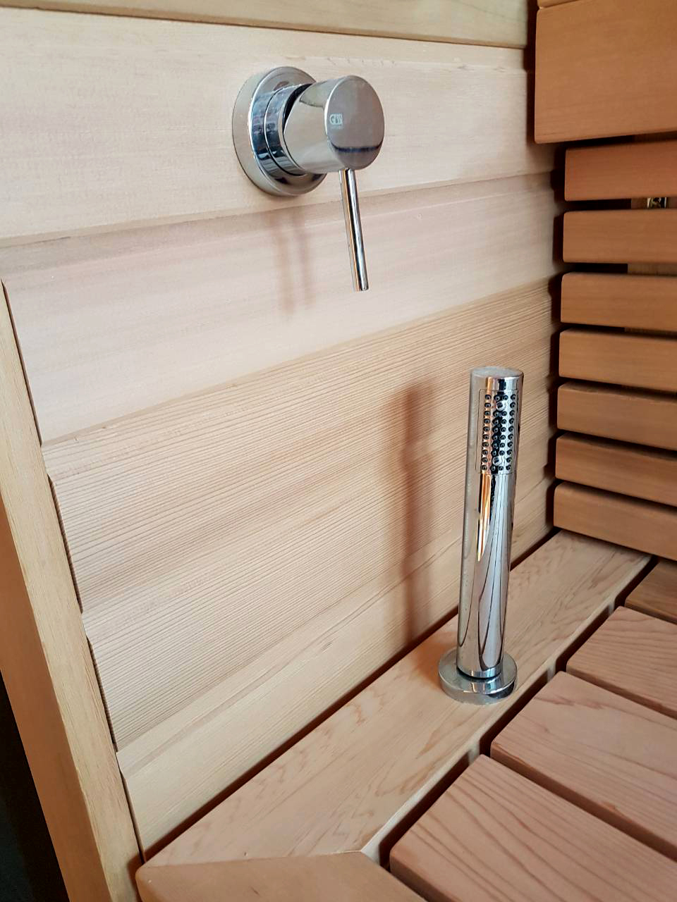 Kombi-Sauna mit Himalaya-Salzwand