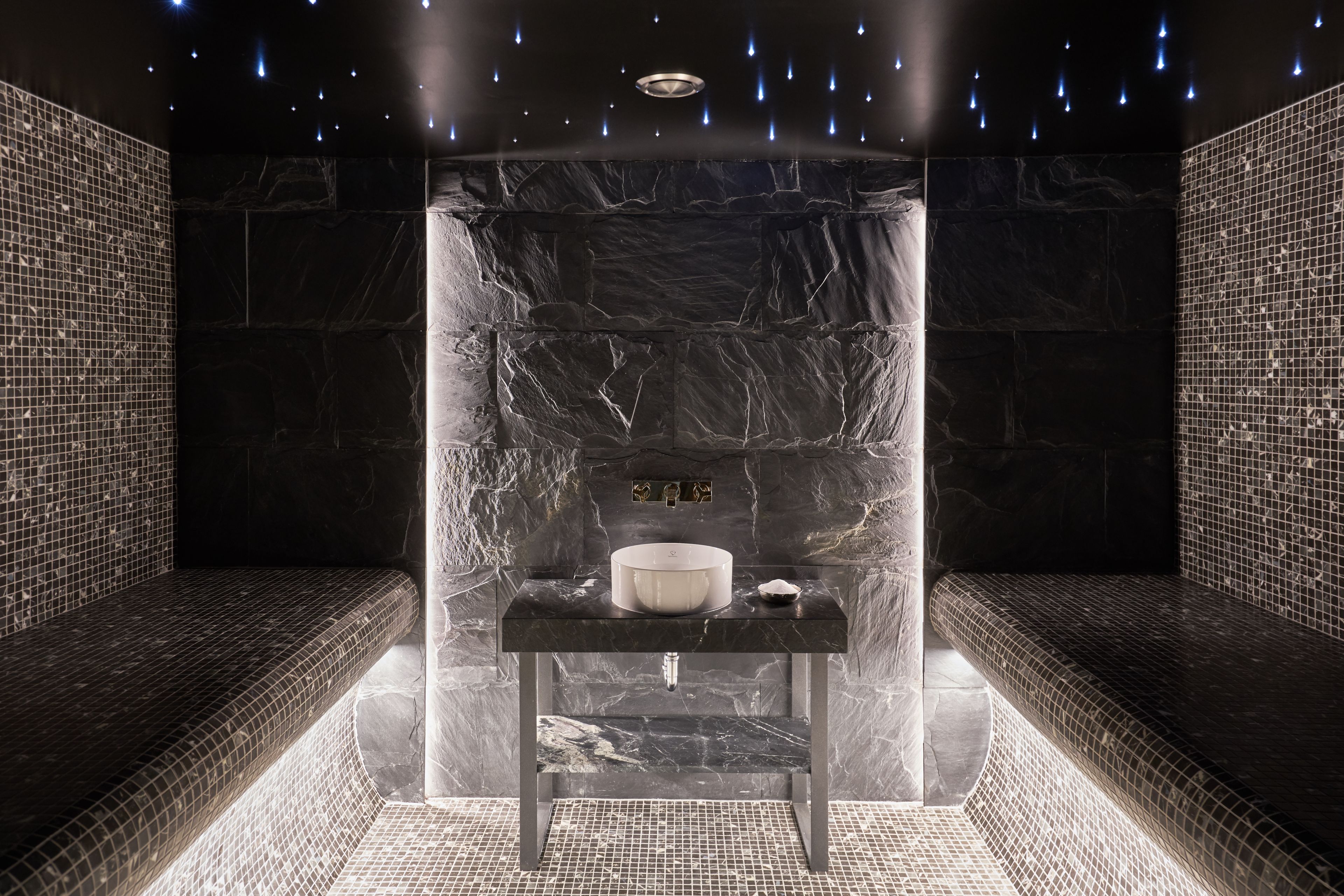 Wellnesscenter im 5 Sterne Hotel Pacai