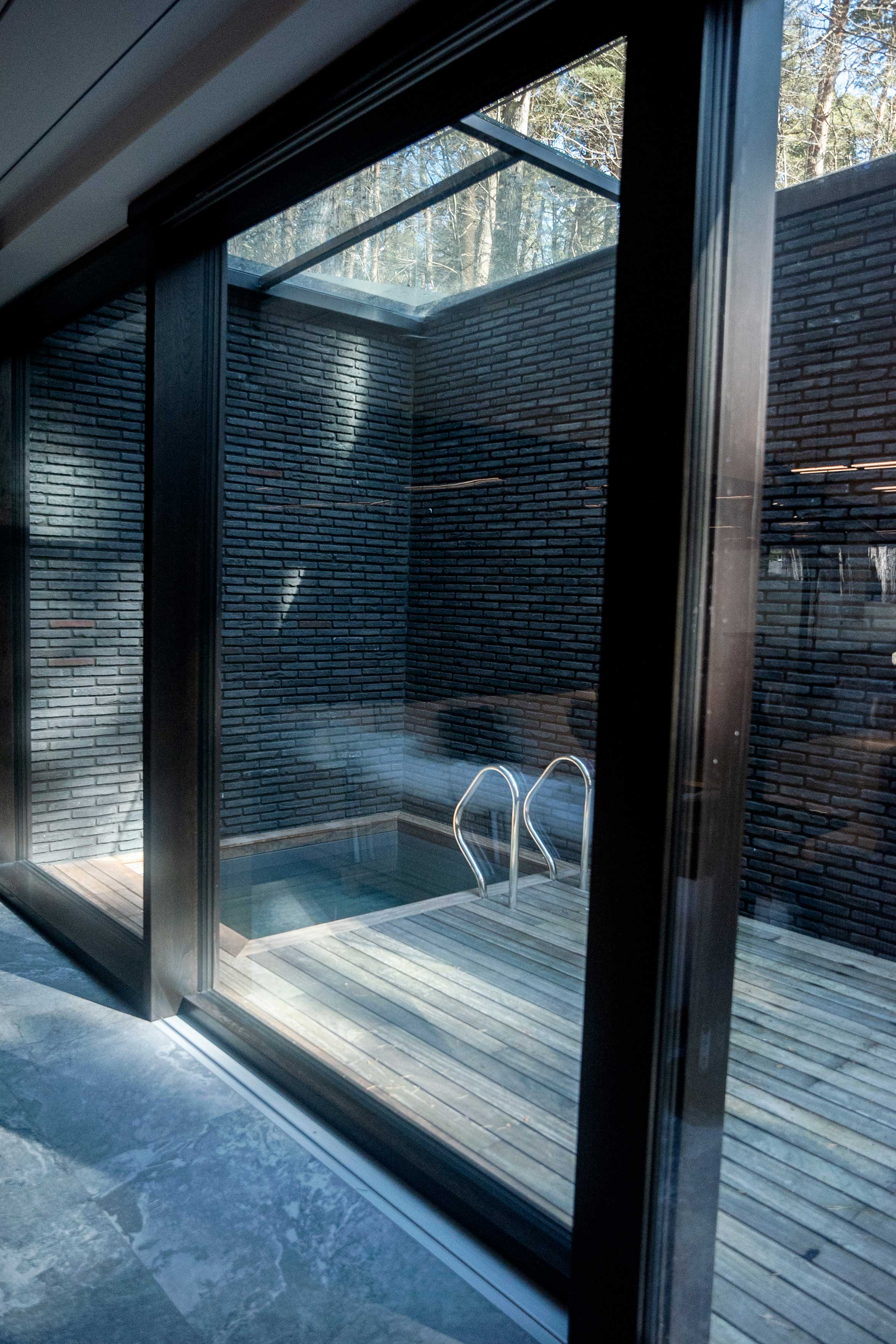 Privates Infrarotsauna- und Schwimmbadprojekt